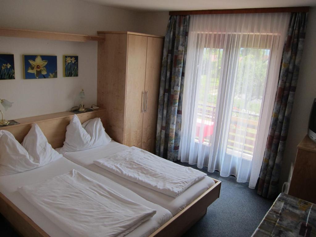 Haus Kaiser Schiefling am See Kamer foto